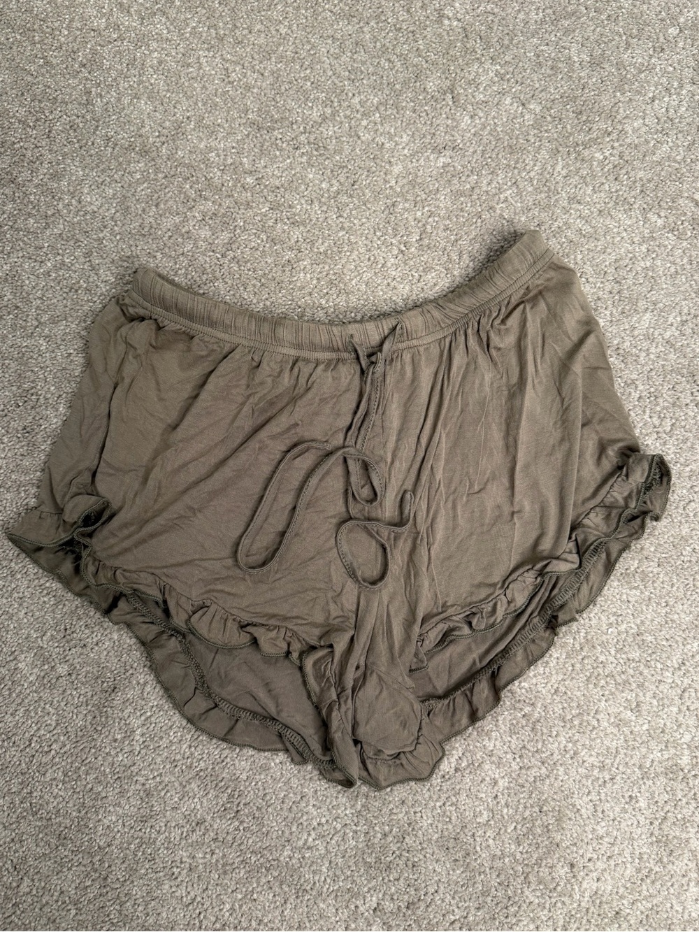 POL Olive Green Ruffle Hem Drawstring Lounge Shorts UA148 Womens Size Small